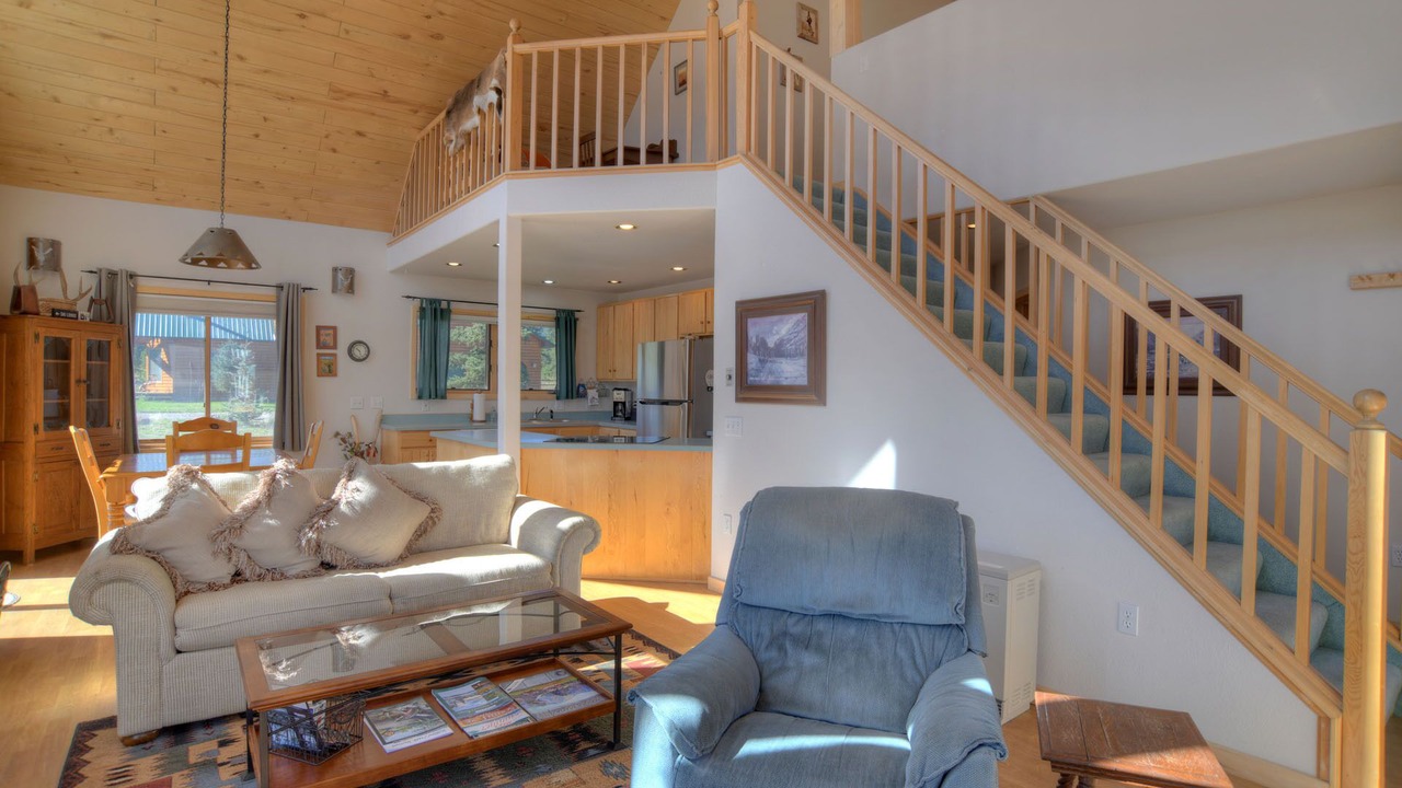 Photo of Livingroom in South Fork