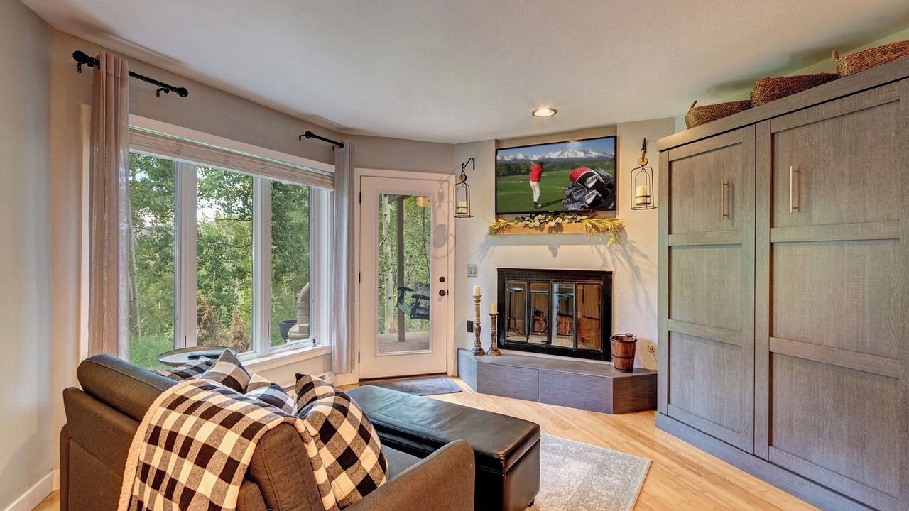 Photo of Livingroom in Eagle-Vail