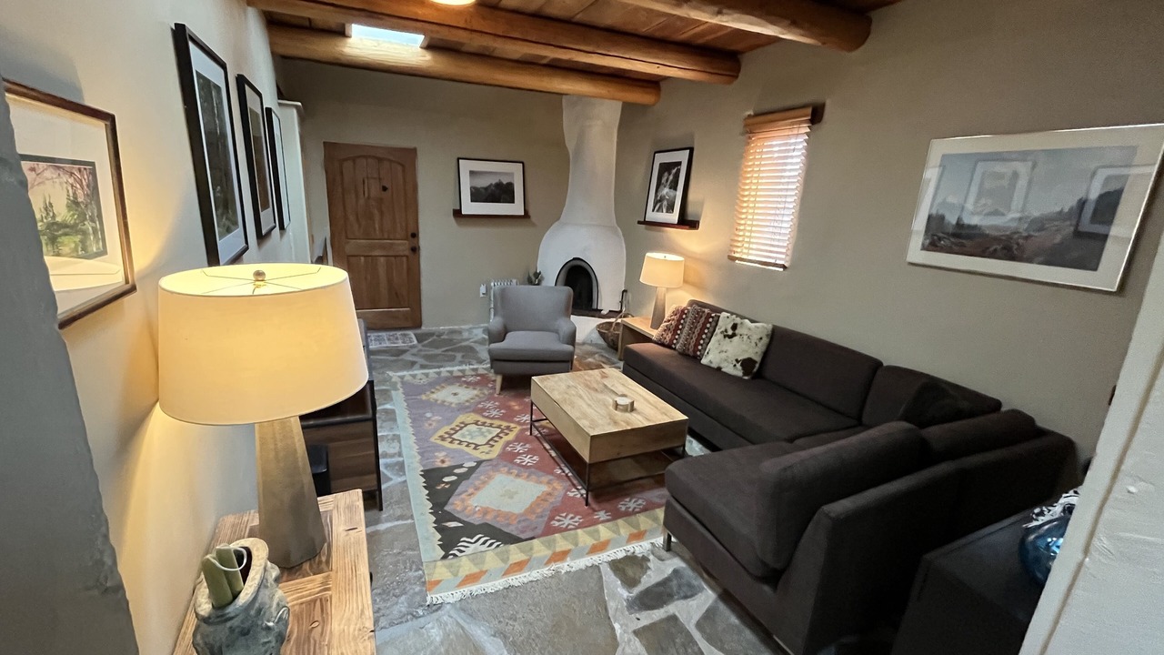 Photo of Livingroom in Taos