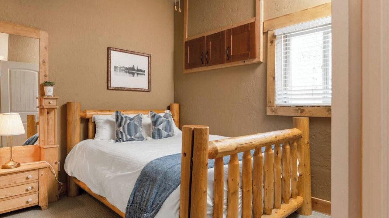 Photo of Bedroom in East Kootenay