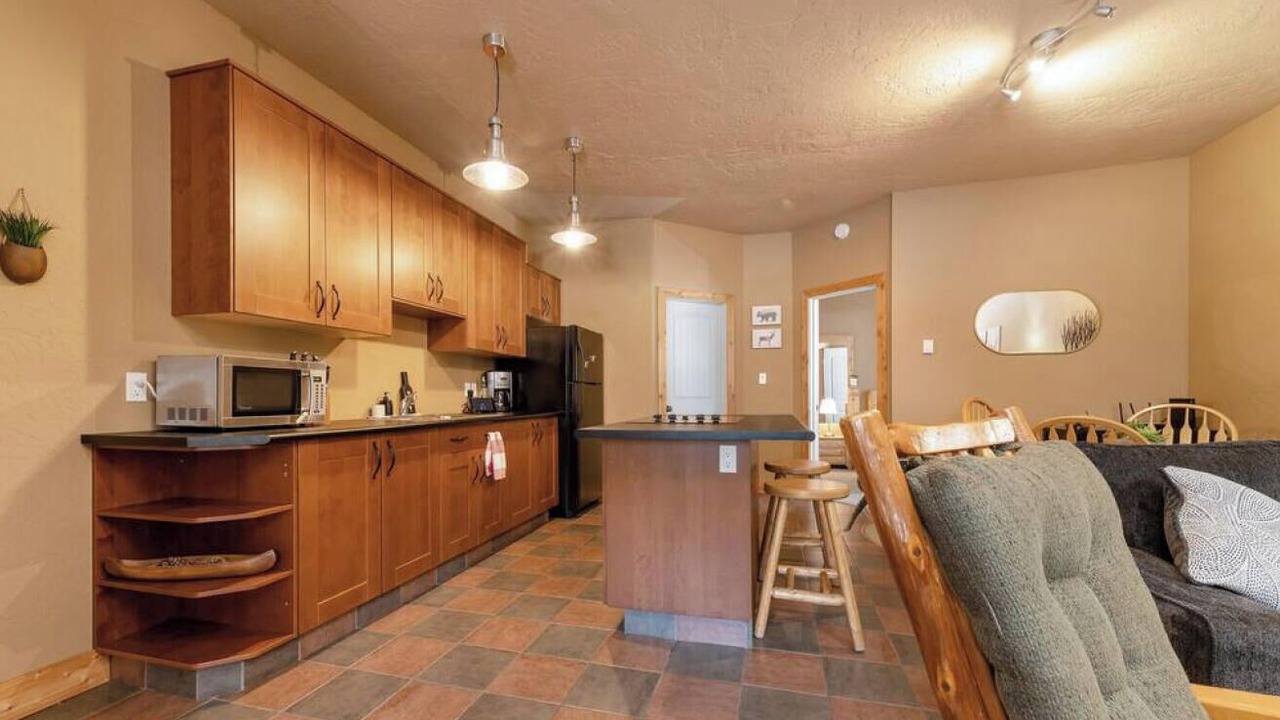Photo of Livingroom in East Kootenay