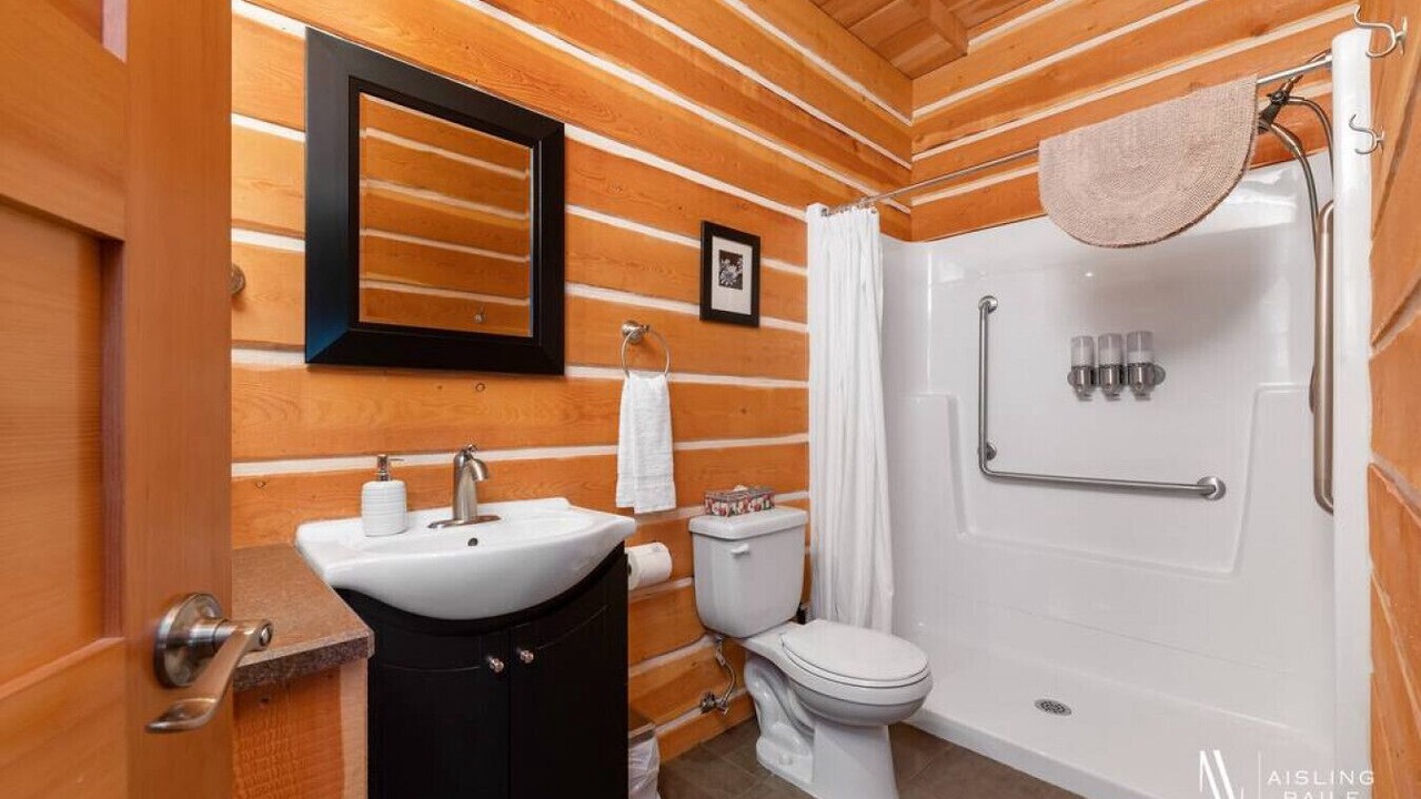 Photo of Bathroom in East Kootenay