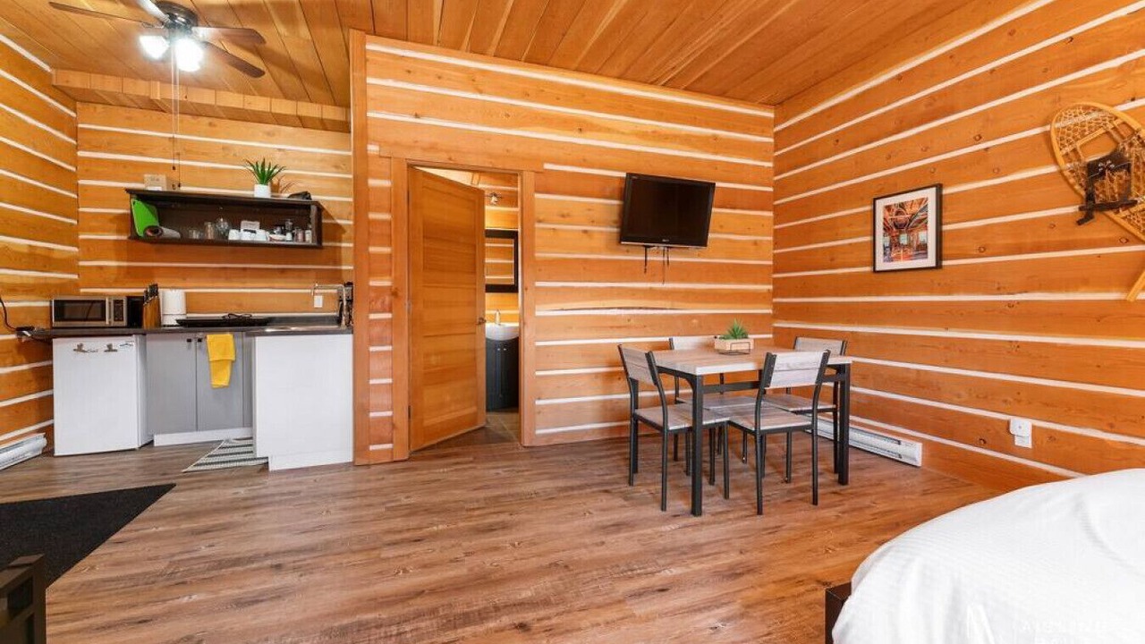 Photo of Bedroom in East Kootenay