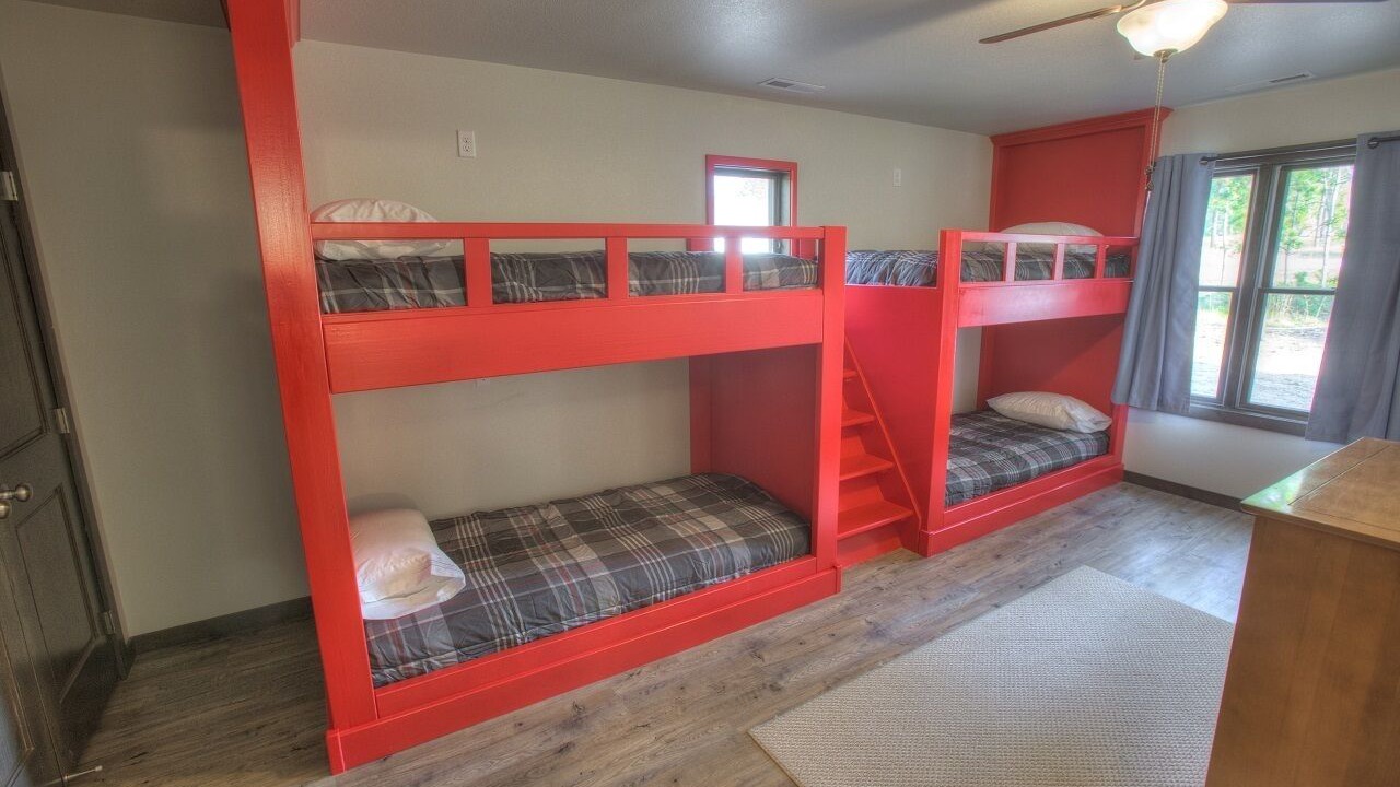 Photo of Bedroom in Deadwood