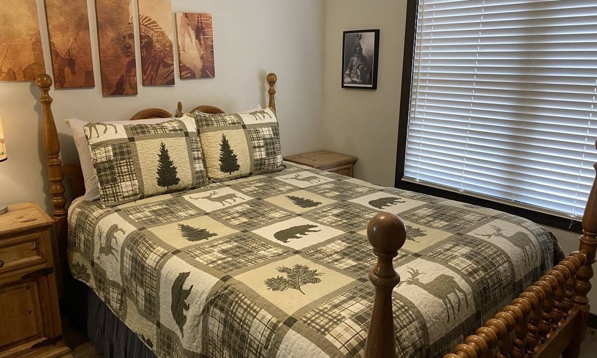 Photo of Bedroom in Deadwood