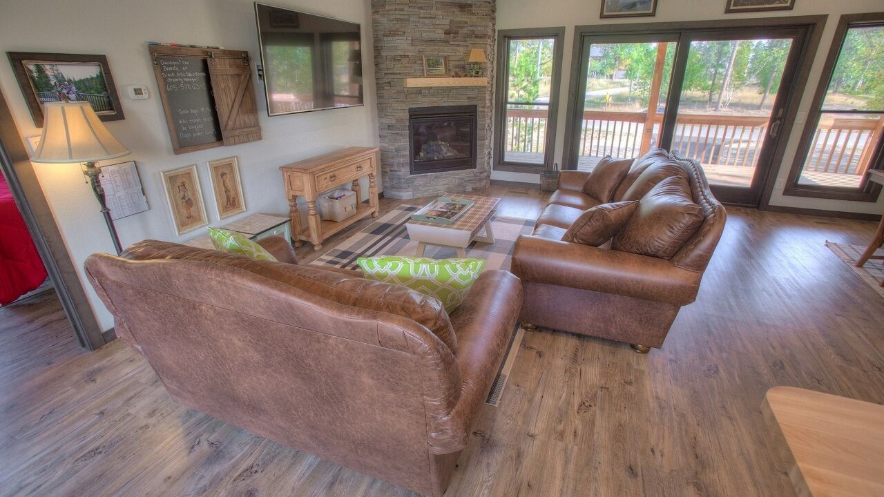 Photo of Livingroom in Deadwood