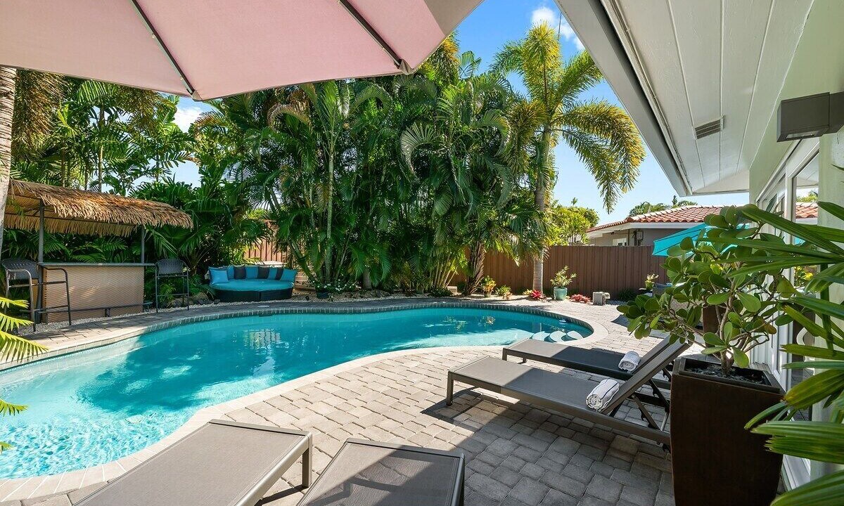 Photo of Outdoor in Poinsettia Heights