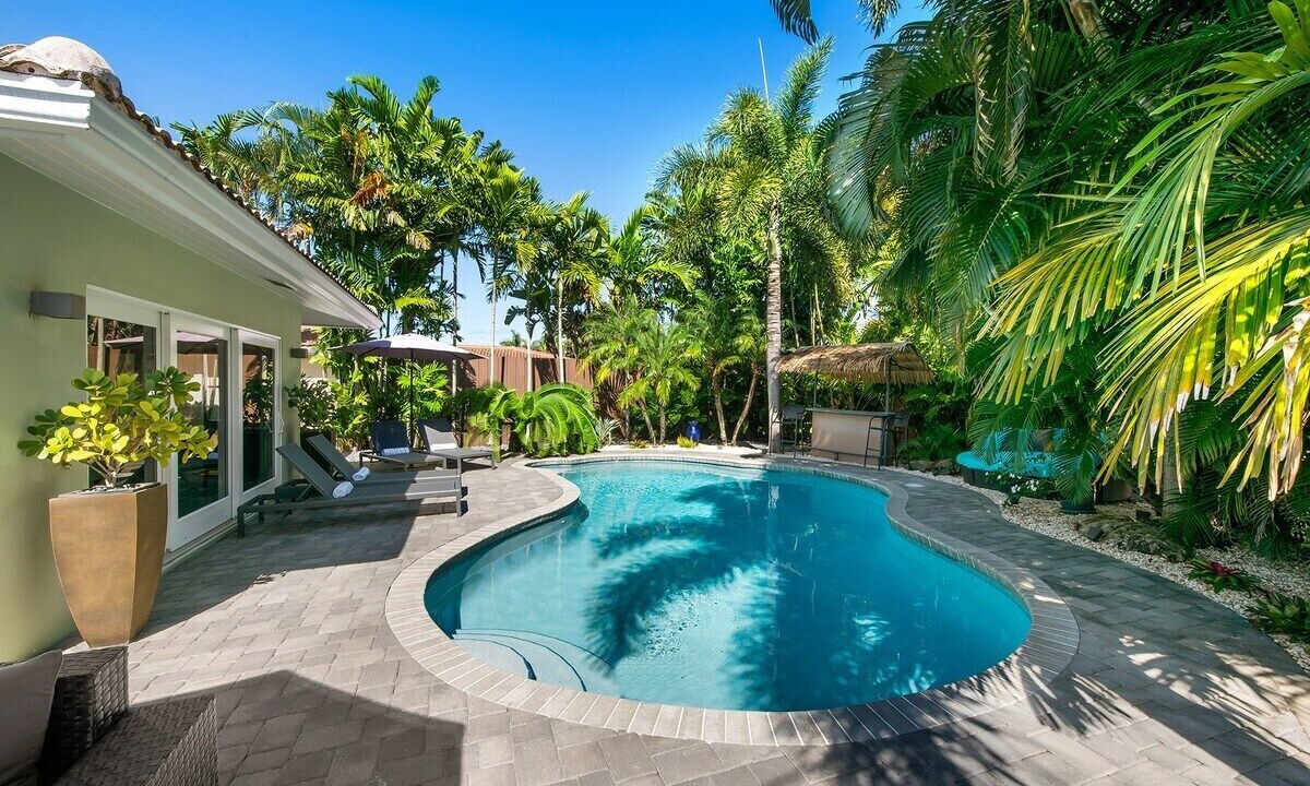 Photo of Outdoor in Poinsettia Heights
