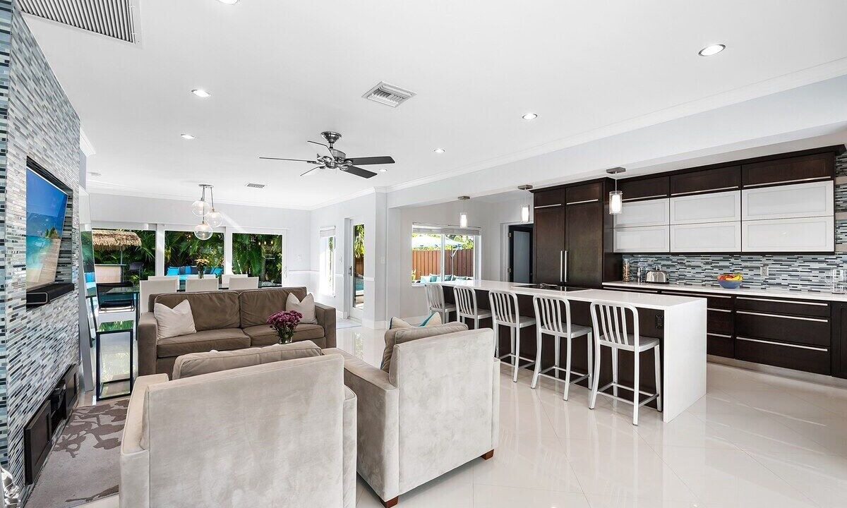 Photo of Bedroom in Poinsettia Heights