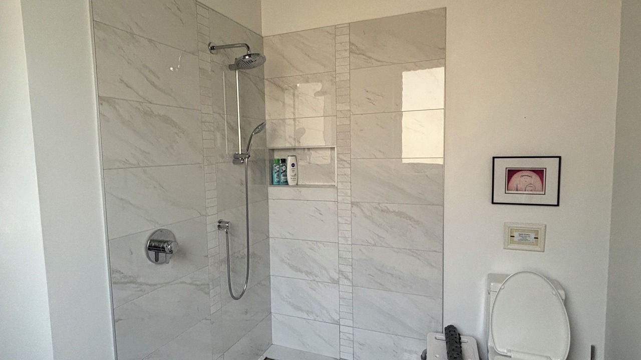Photo of Bathroom in Okanagan-Similkameen