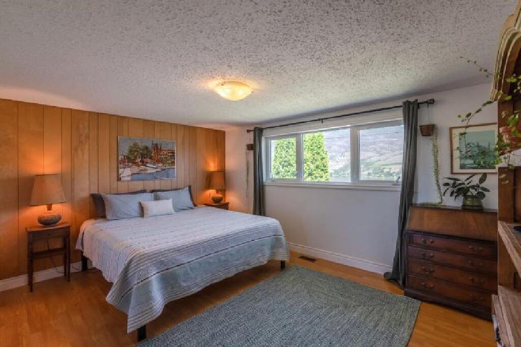 Photo of Bedroom in Okanagan-Similkameen