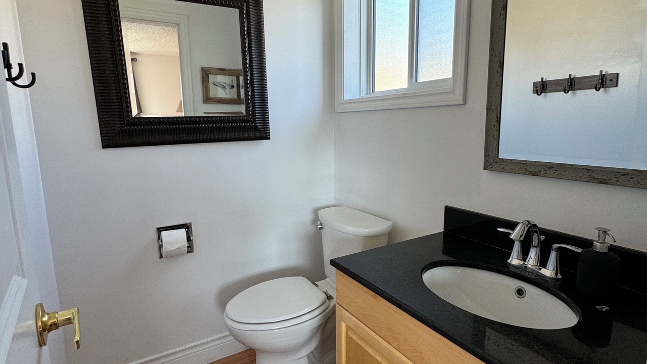 Photo of Bathroom in Okanagan-Similkameen