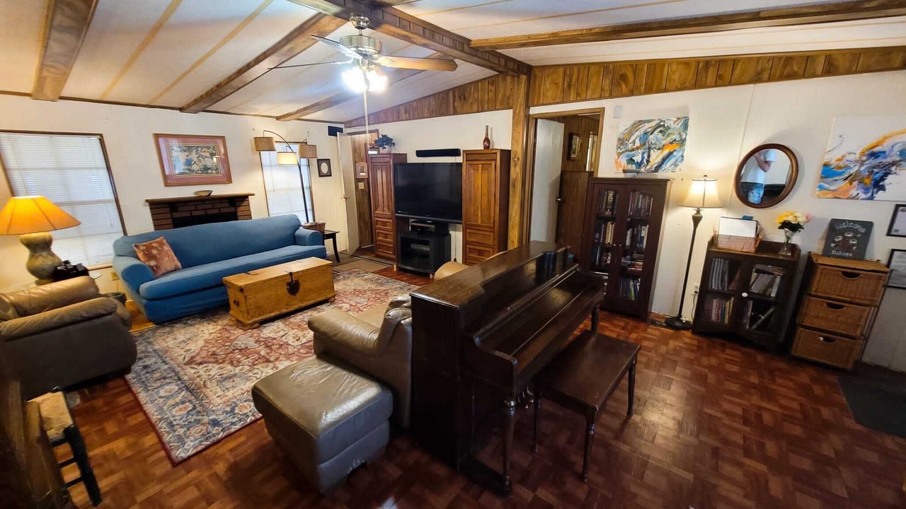 Photo of Livingroom in Plantation