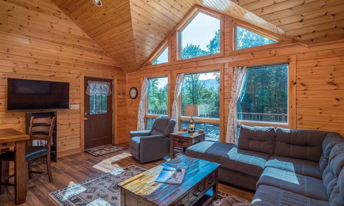 Photo of Livingroom in Sunday River Area
