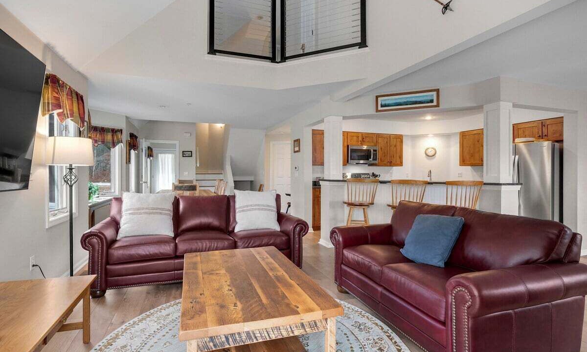Photo of Livingroom in Sunday River Area
