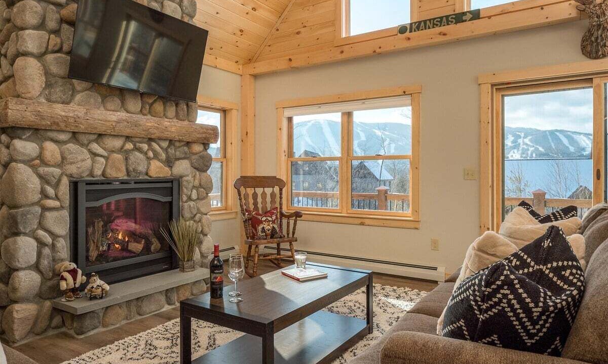 Photo of Livingroom in Sunday River Area