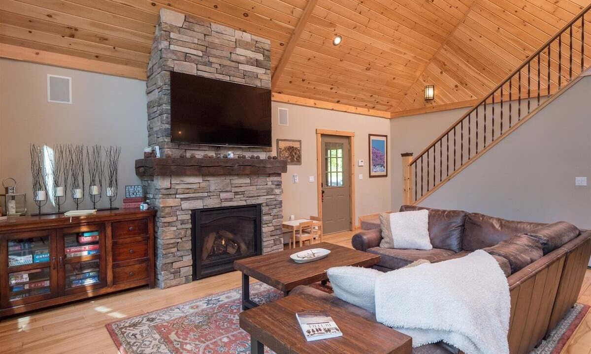 Photo of Livingroom in Sunday River Area