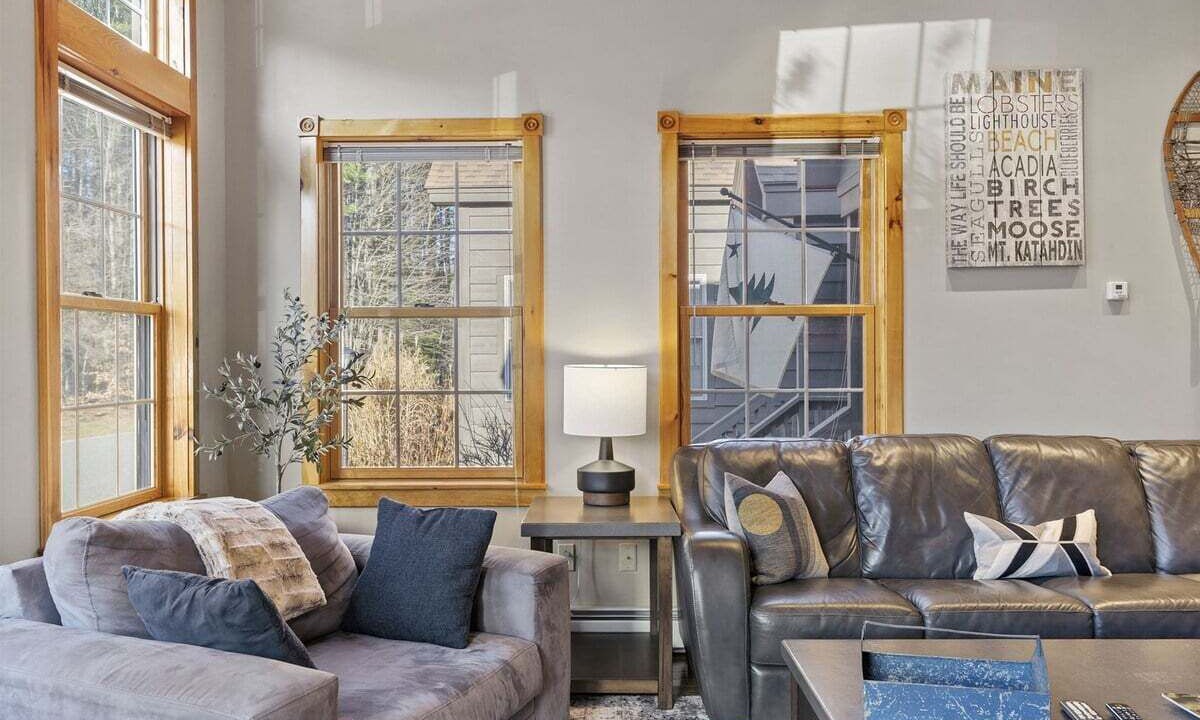 Photo of Livingroom in Bethel