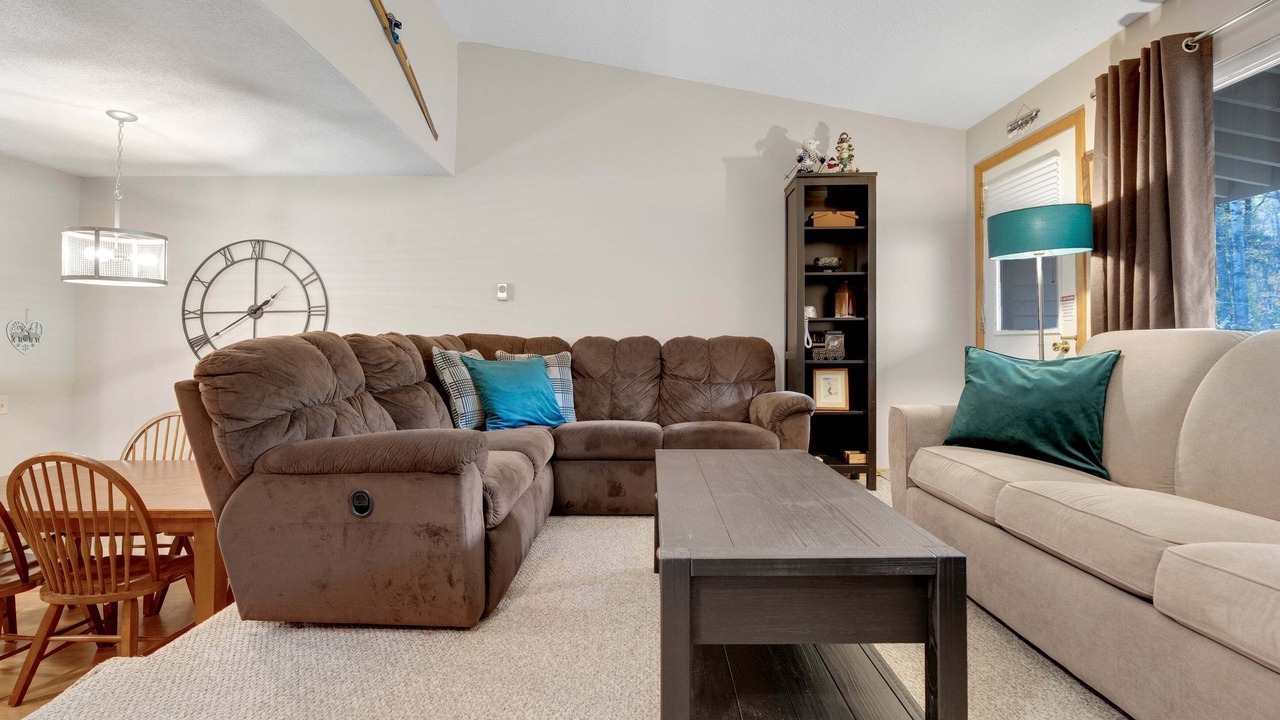Photo of Livingroom in Sunday River Area