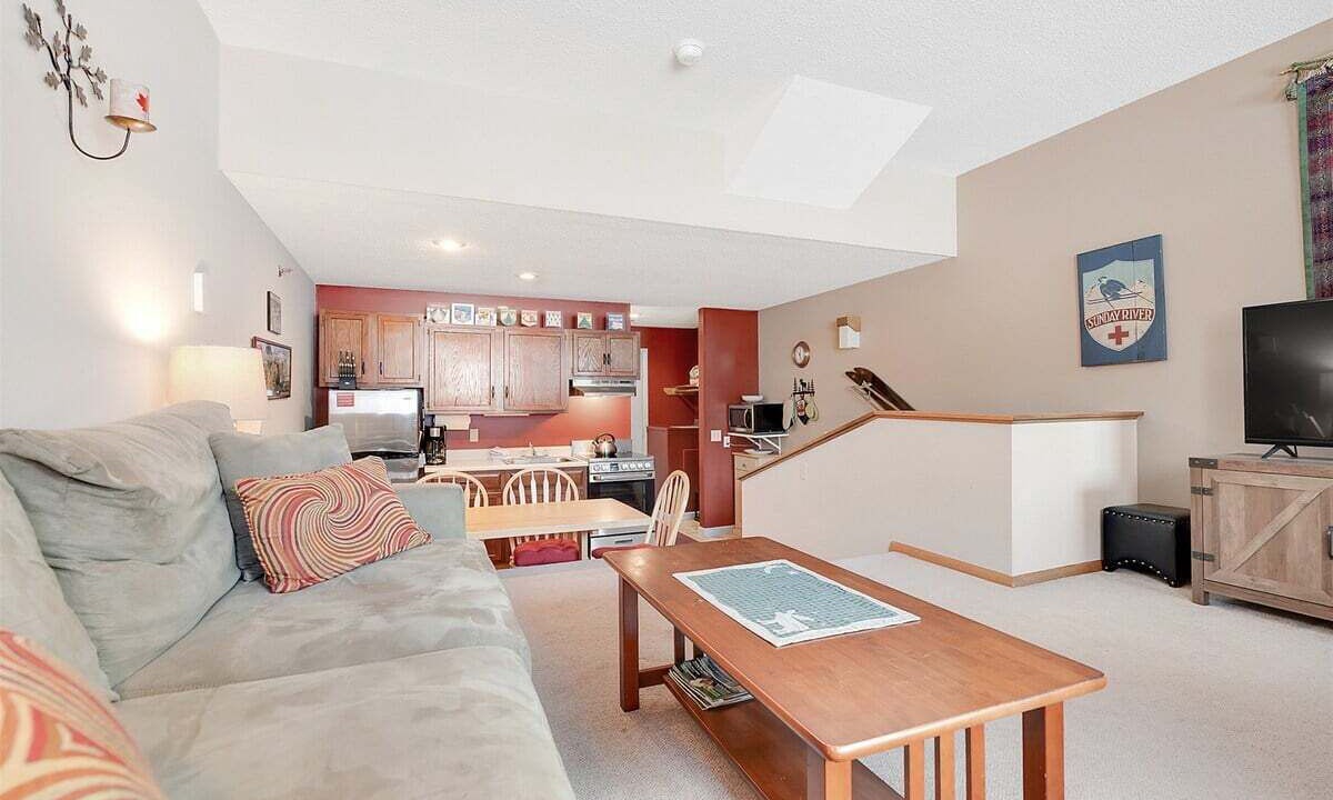Photo of Livingroom in Sunday River Area