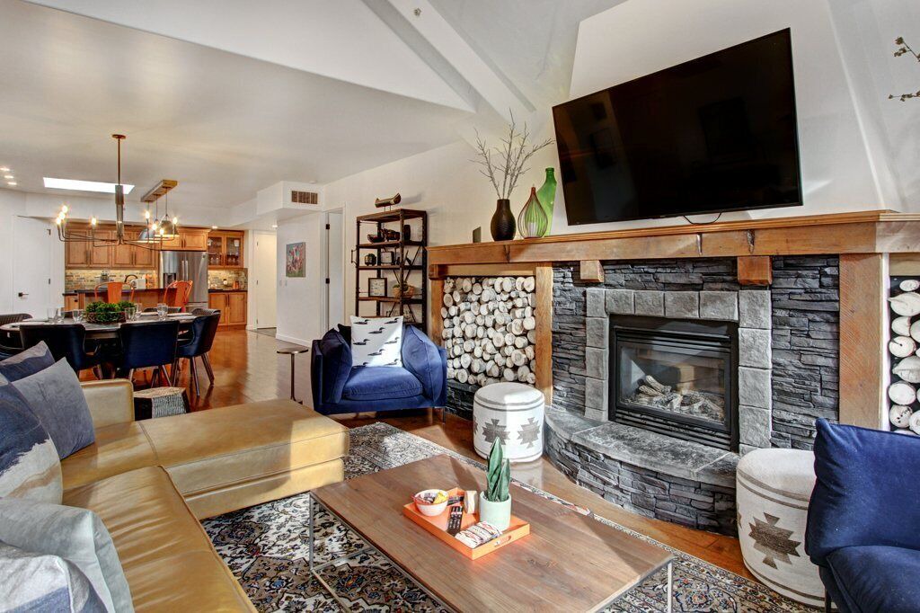 Photo of Livingroom in Town Centre