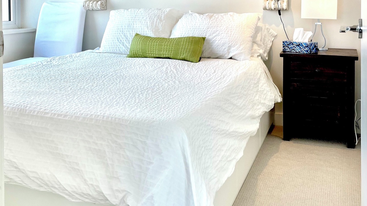 Photo of Bedroom in Downtown Victoria