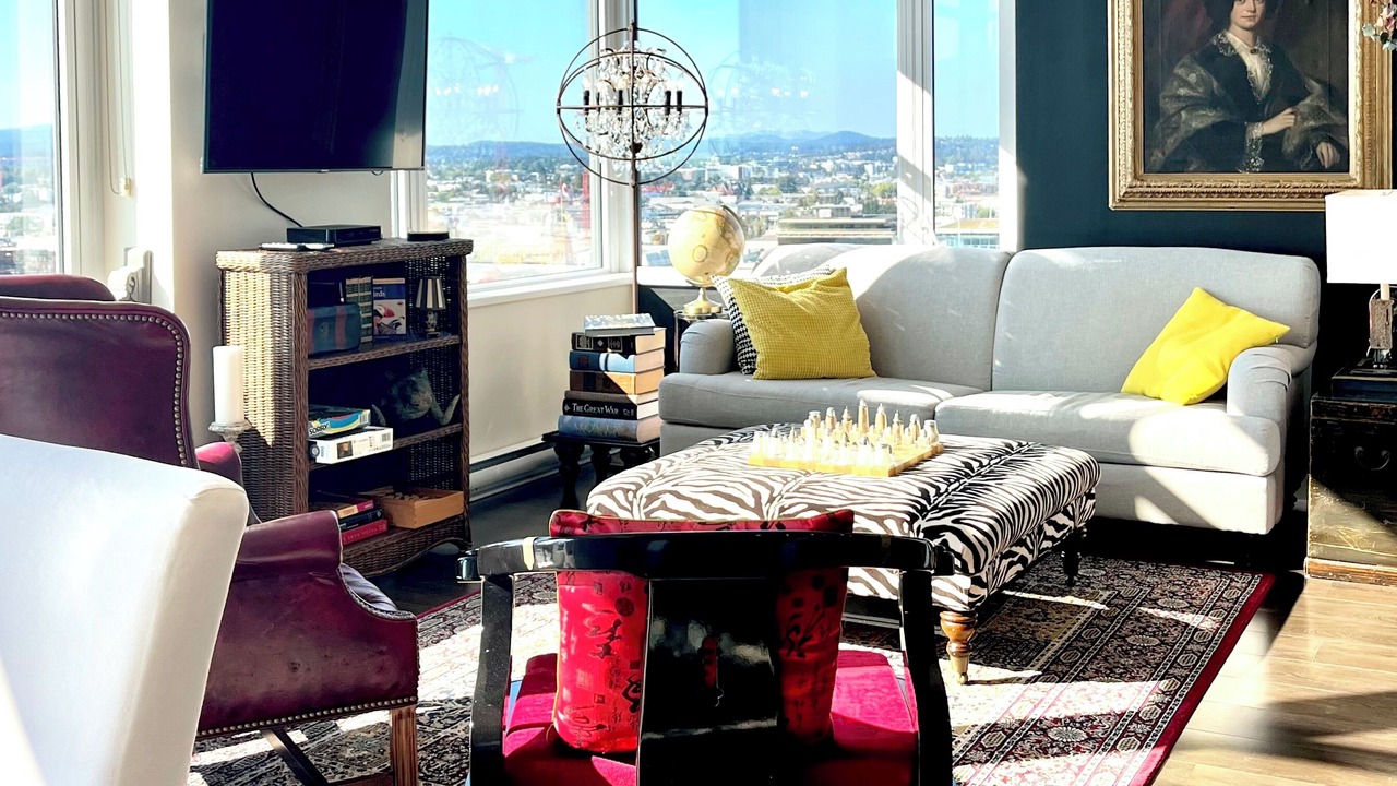 Photo of Livingroom in Downtown Victoria