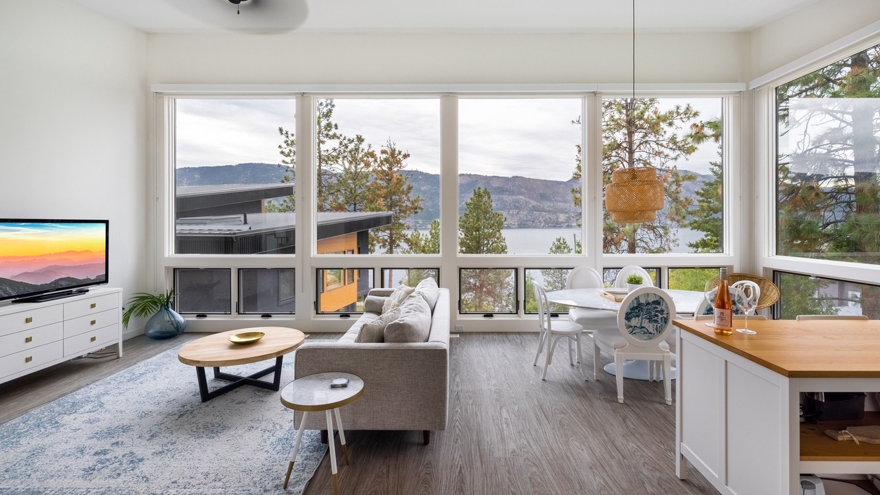 Photo of Livingroom in Central Okanagan