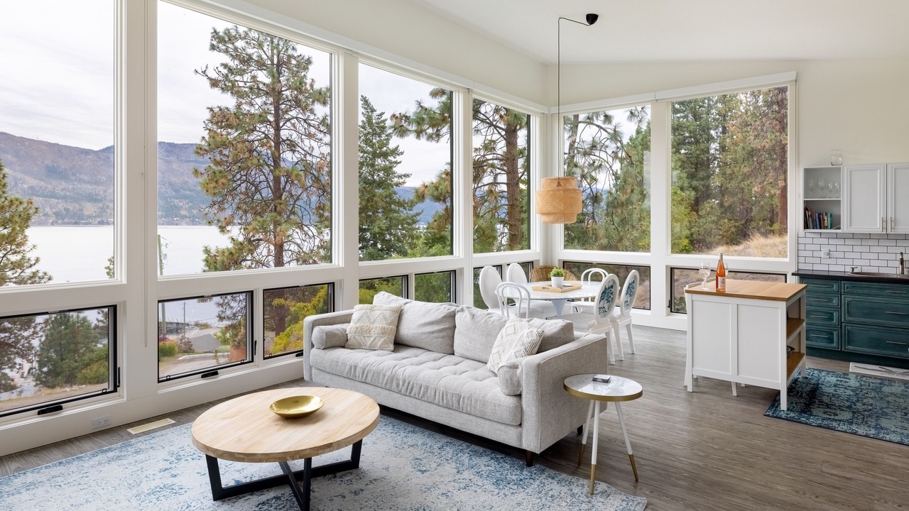 Photo of Livingroom in Central Okanagan