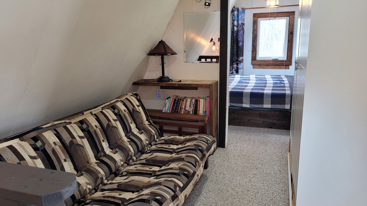 Photo of Bedroom in Division No. 8