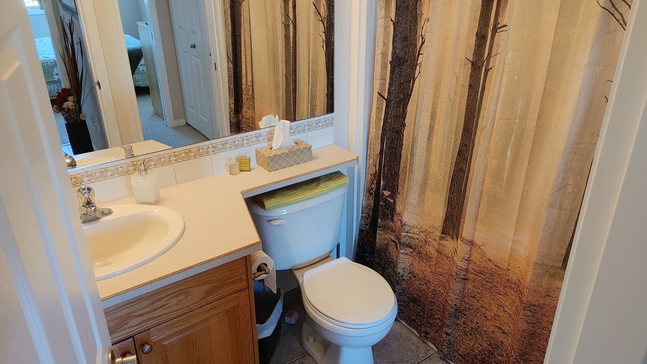 Photo of Bathroom in Okanagan-Similkameen