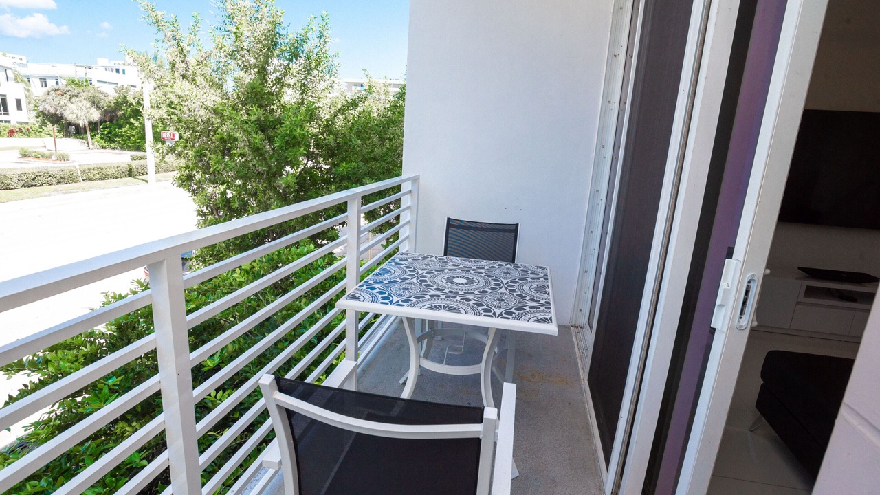 Photo of Patio Balcony in Pompano Beach