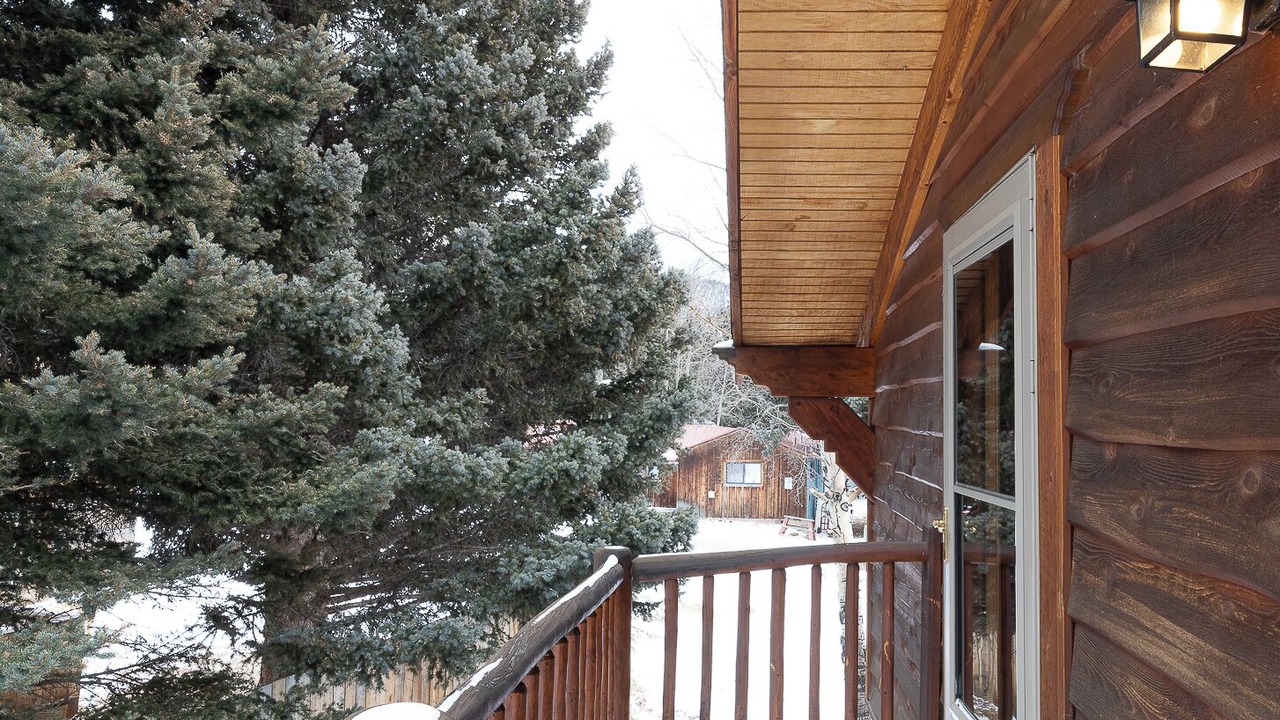 Photo of Patio Balcony in Red River