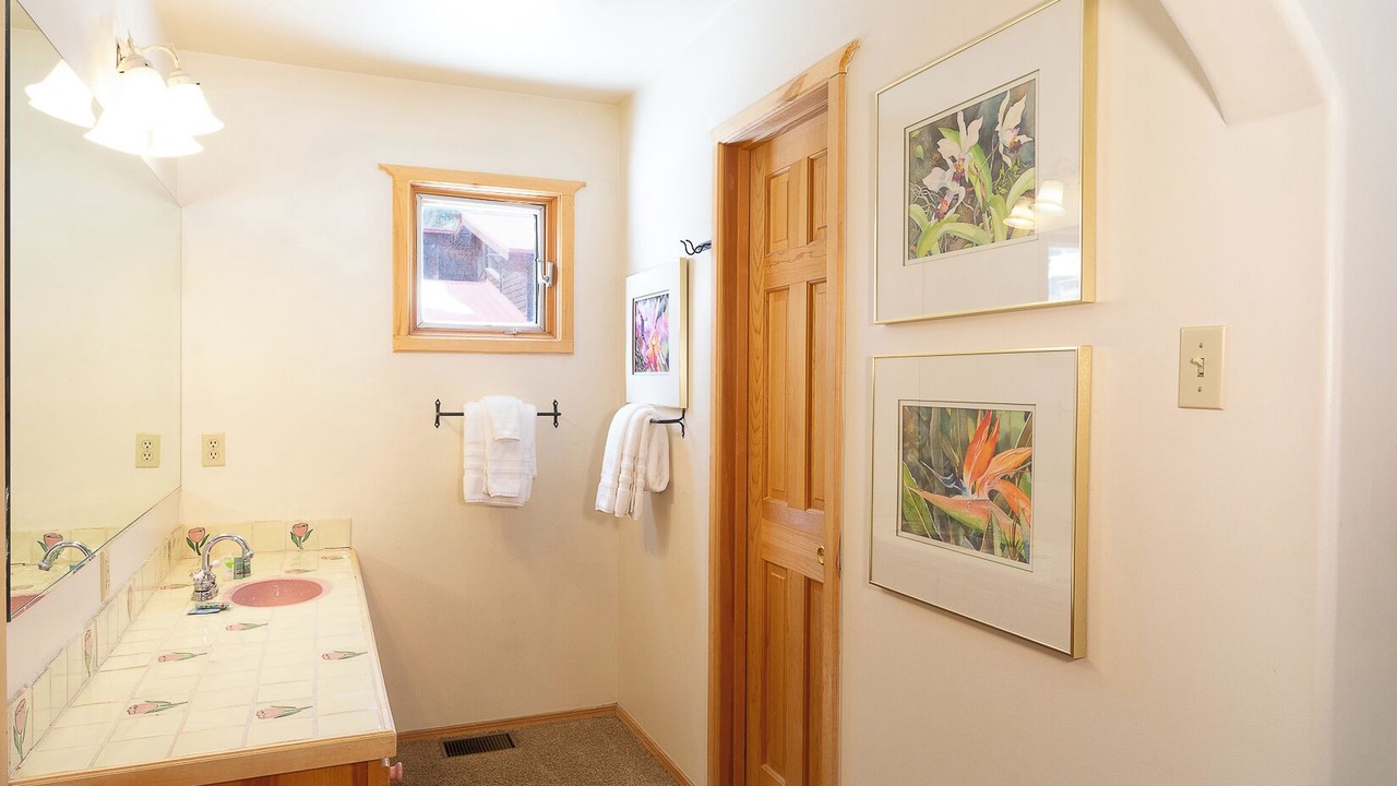 Photo of Bathroom in Red River