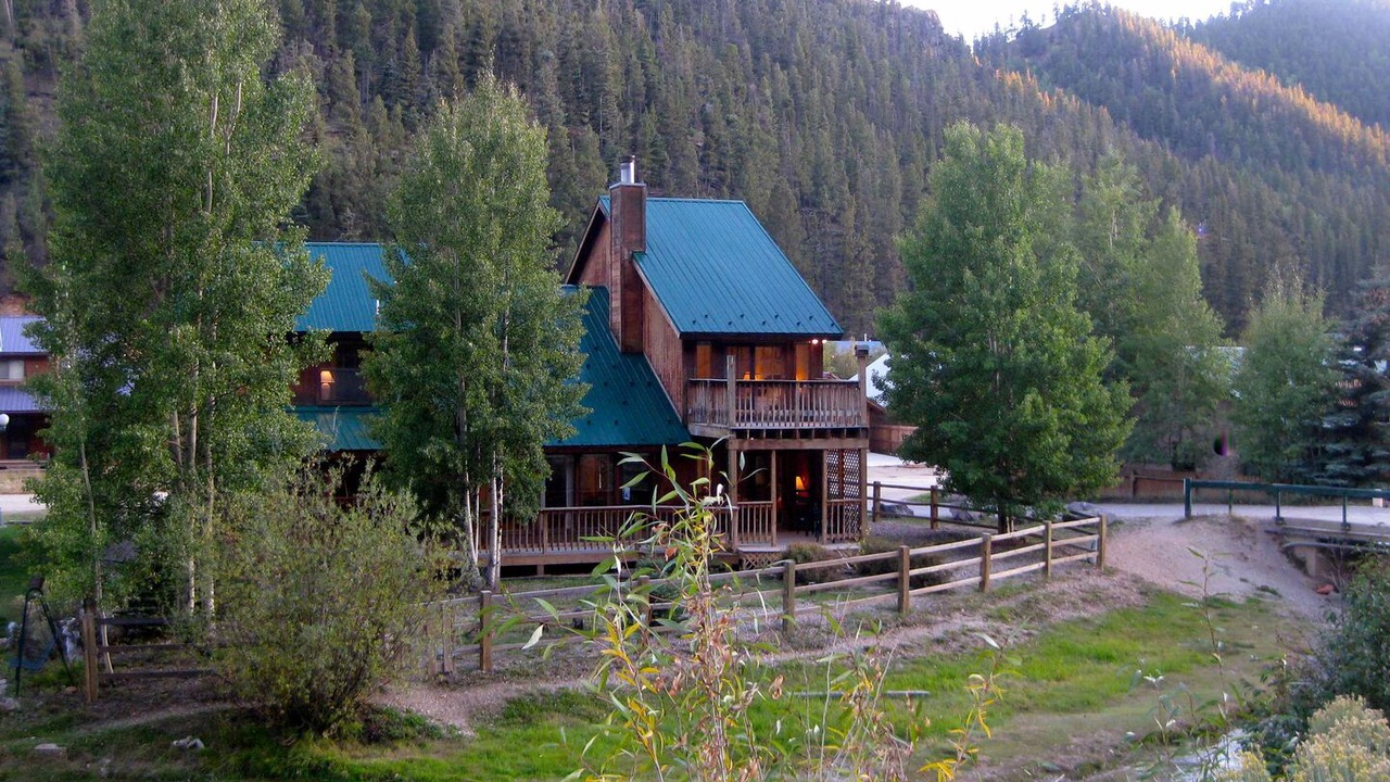 Photo of Others in Red River