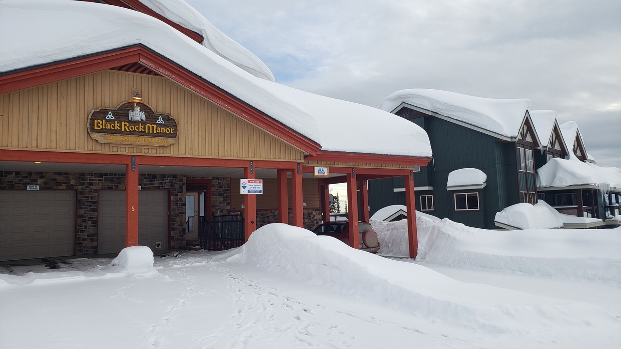 Photo of Outdoor in Snow Pine Estates