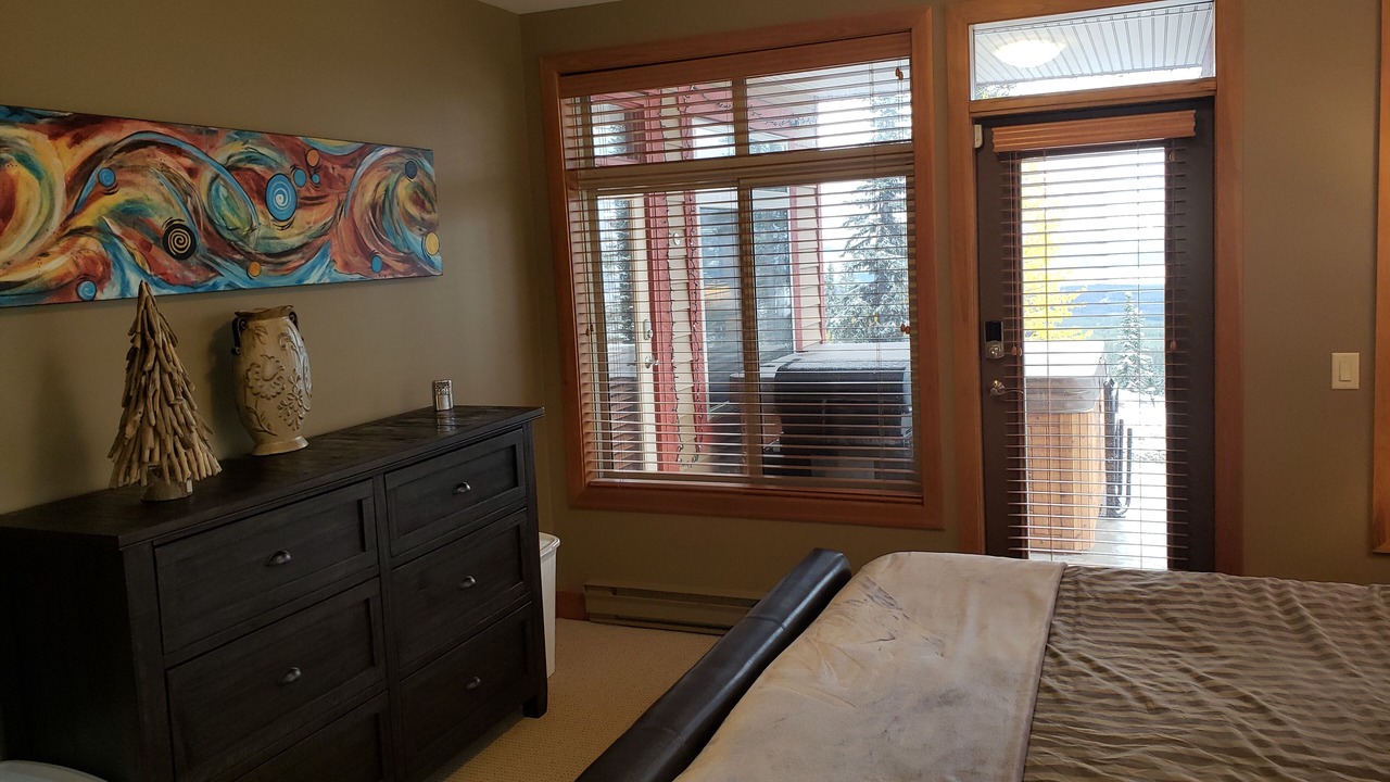 Photo of Bedroom in Snow Pine Estates