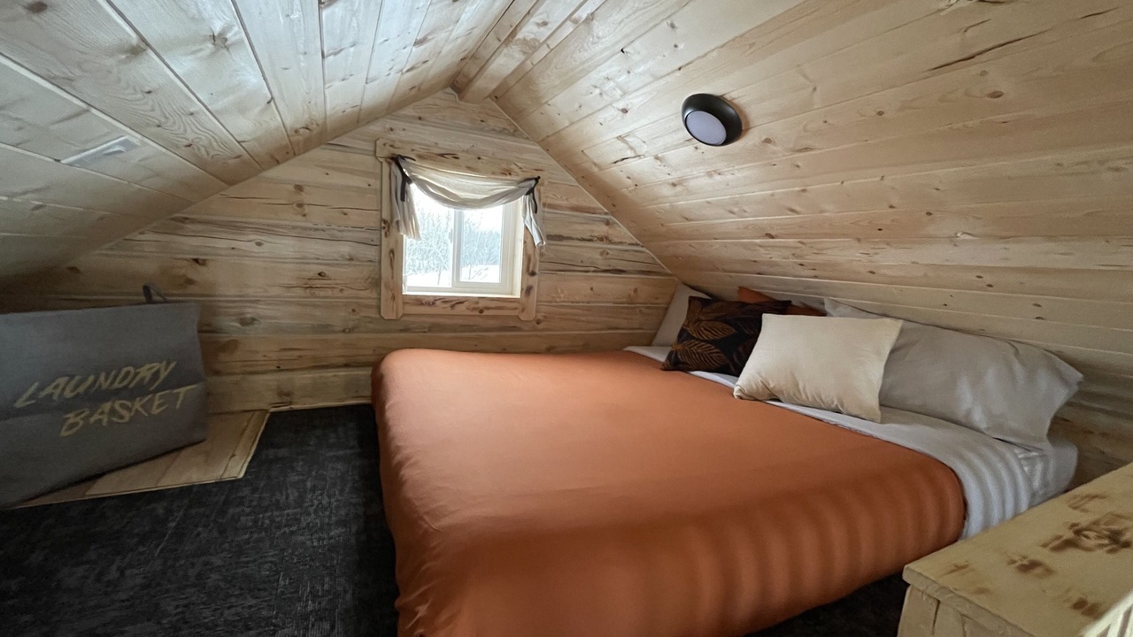Photo of Bedroom in Central Alberta