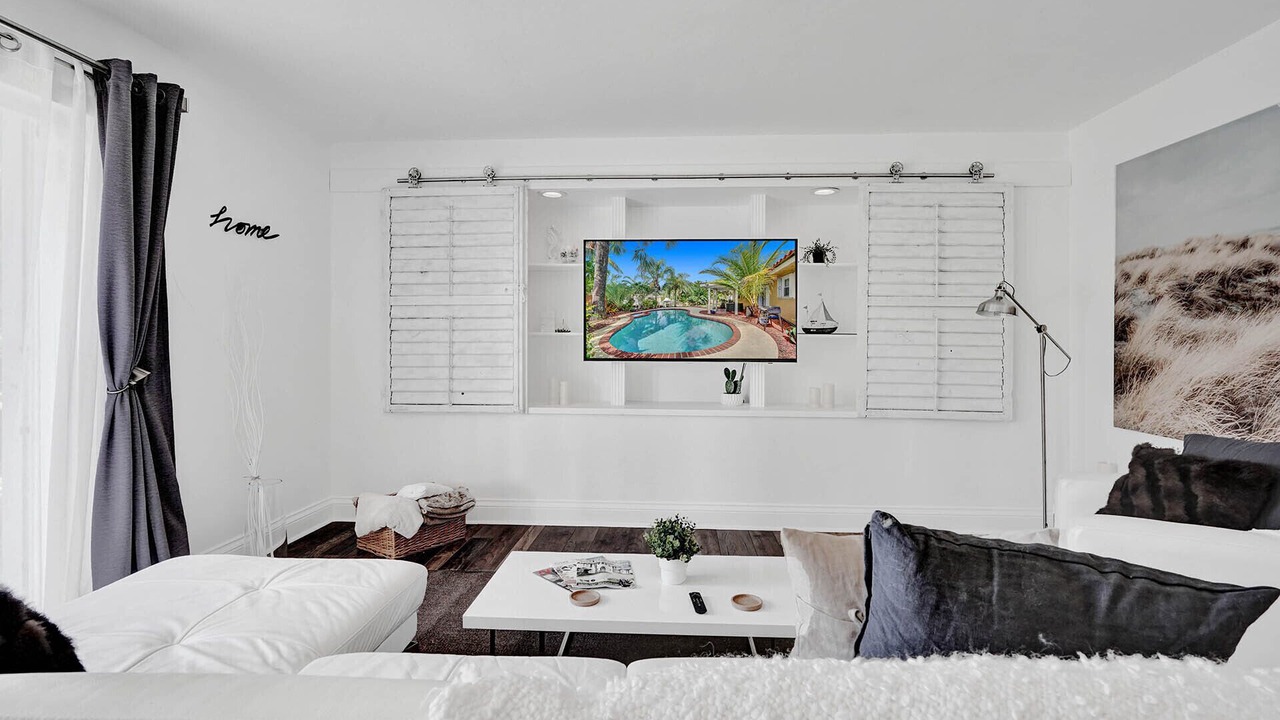 Photo of Livingroom in Coral Ridge Isles