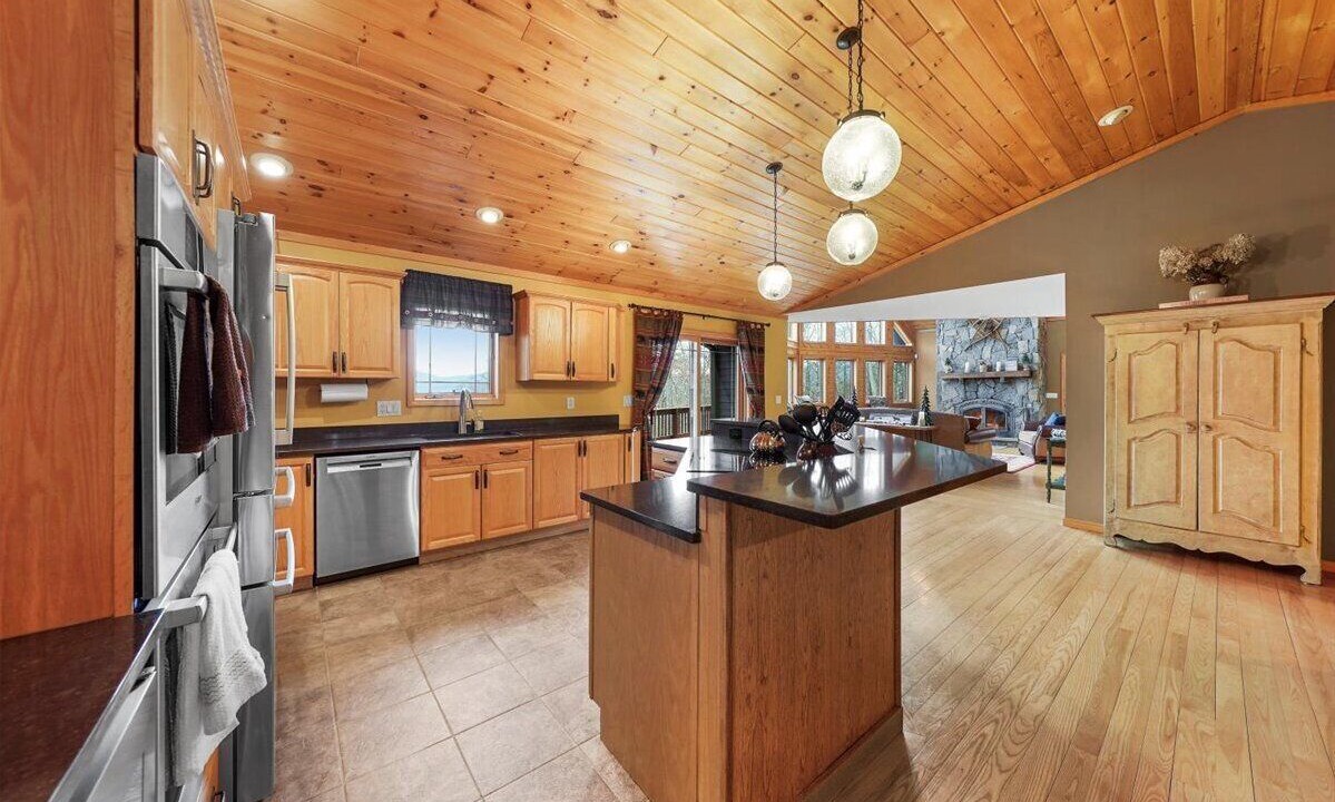 Photo of Bedroom in Diamond Point