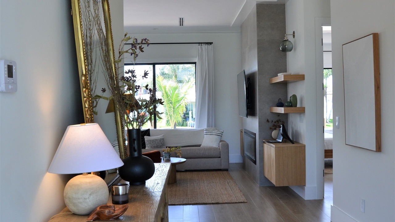 Photo of Livingroom in Garden Isles