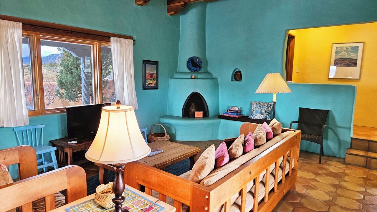 Photo of Livingroom in Taos