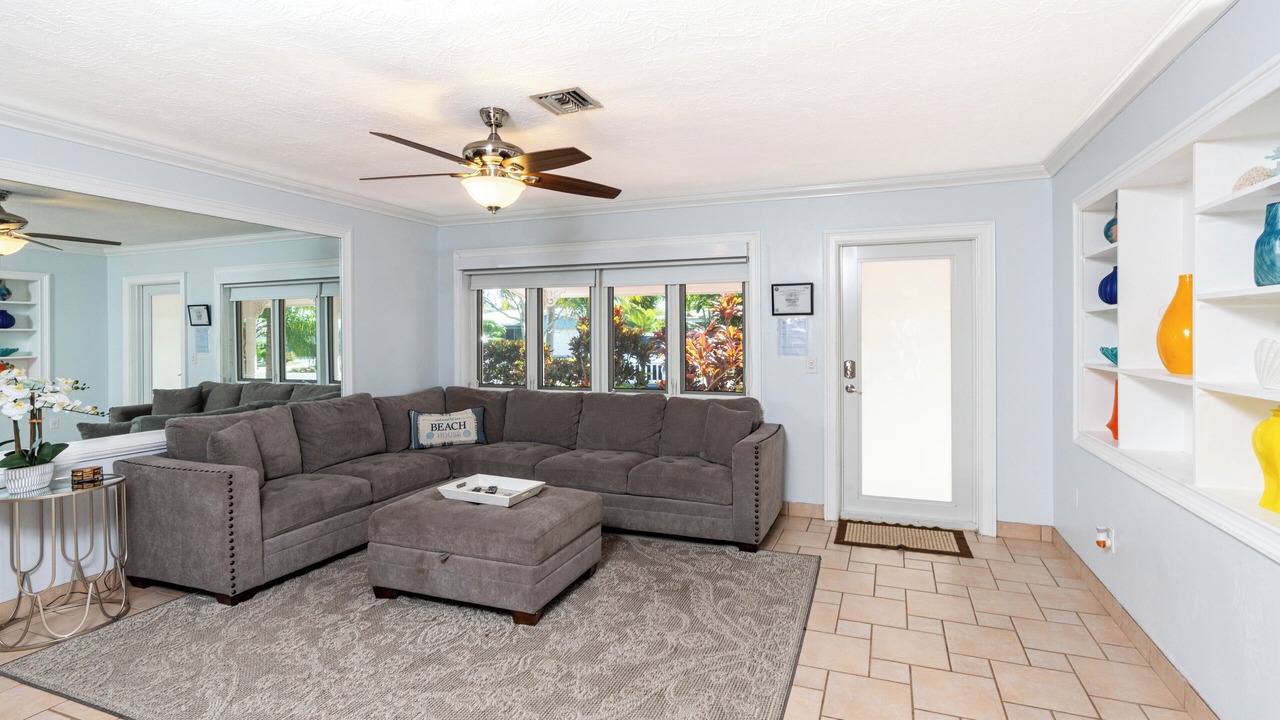 Photo of Livingroom in Garden Isles