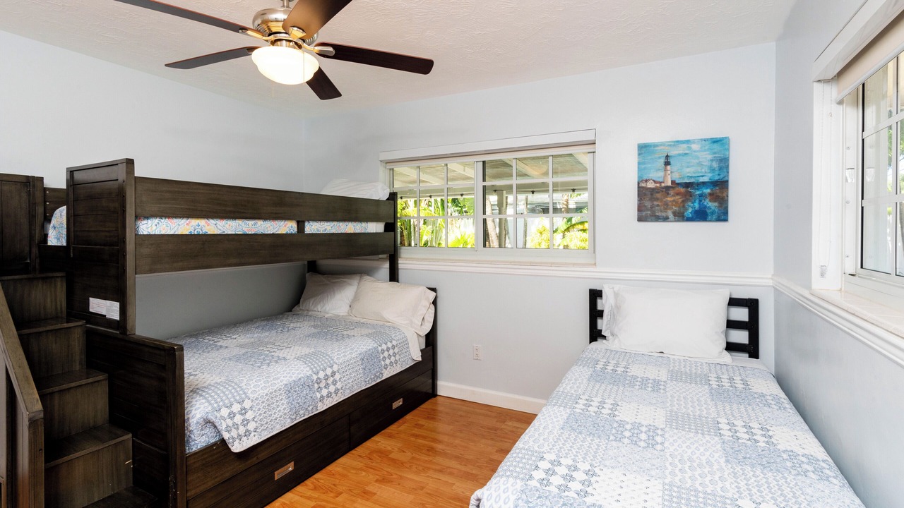 Photo of Bedroom in Garden Isles
