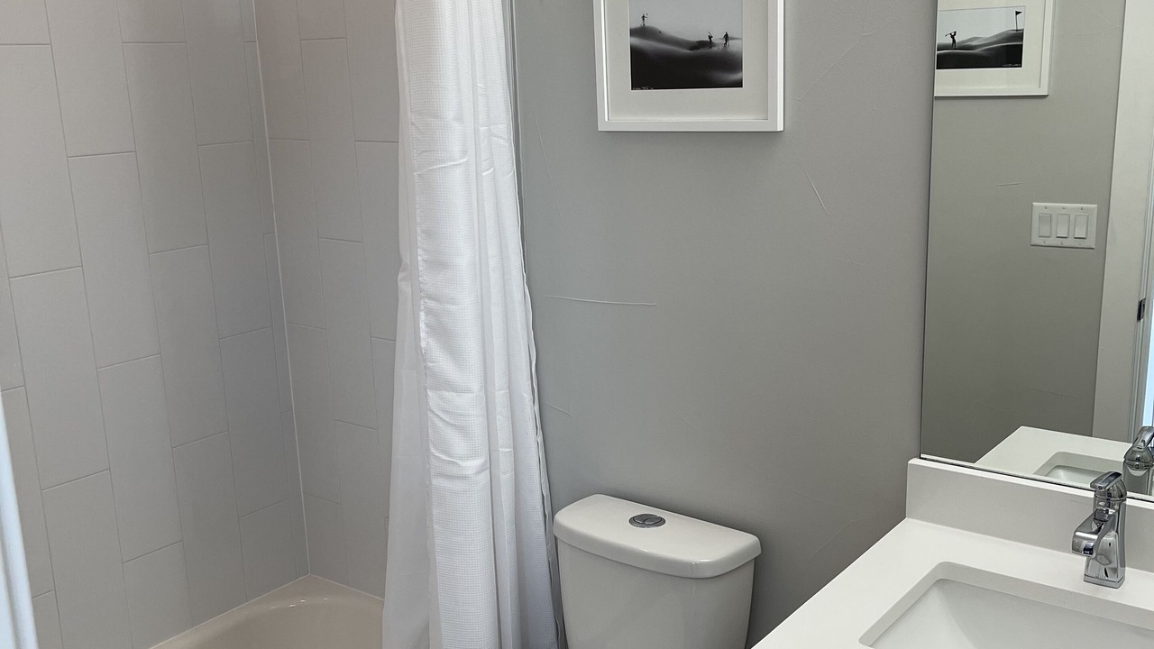 Photo of Bathroom in West Colfax