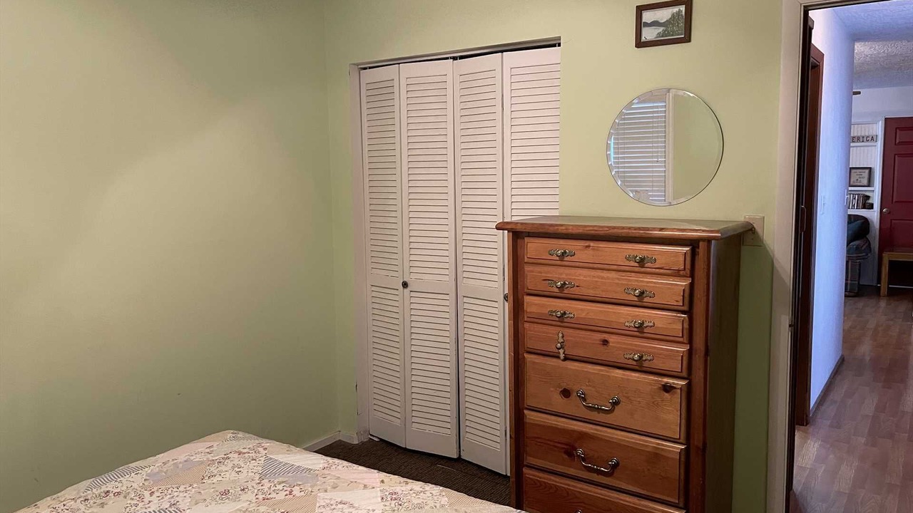 Photo of Bedroom in Lake City