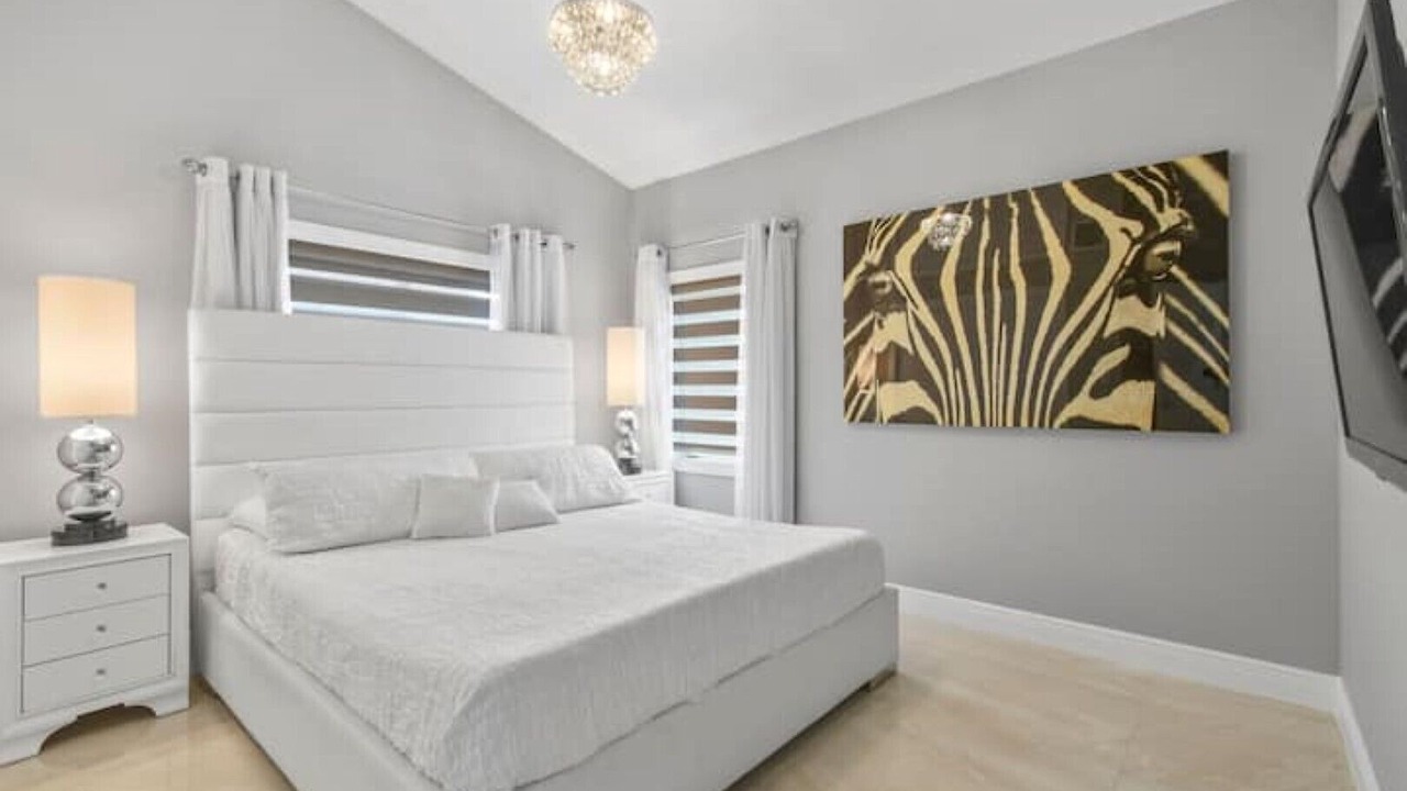 Photo of Bedroom in Lake Clarke Shores