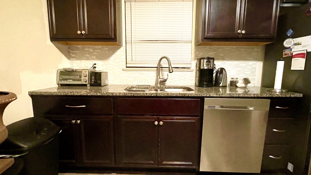 Photo of Kitchen in Sable Altura Chambers