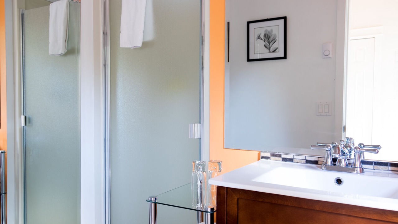 Photo of Bathroom in Salt Spring Island