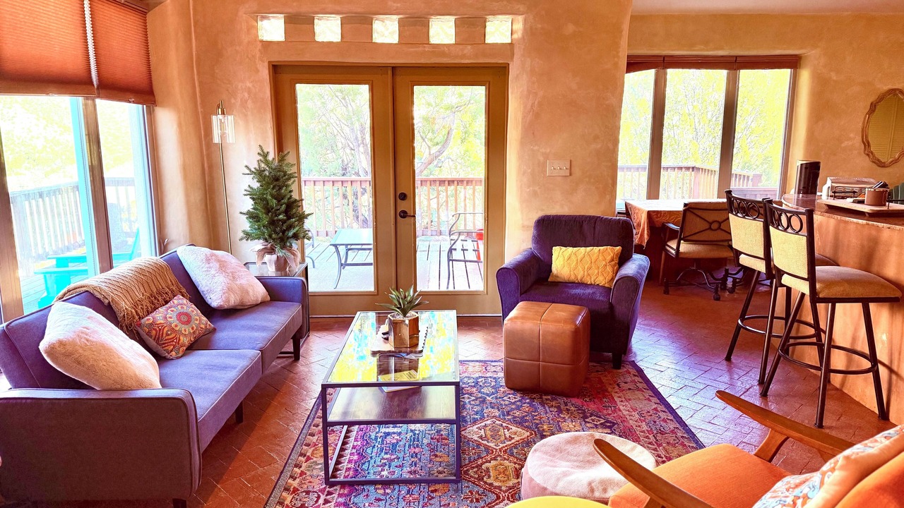 Photo of Livingroom in Jemez Springs